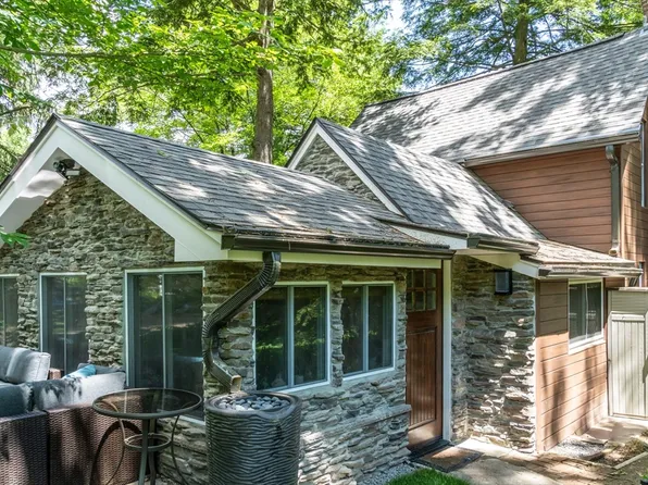 7 Laurel Park #7, Northampton, MA 01060