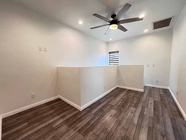 14055 Honeysuckle Ln #1/2 — Photo 9
