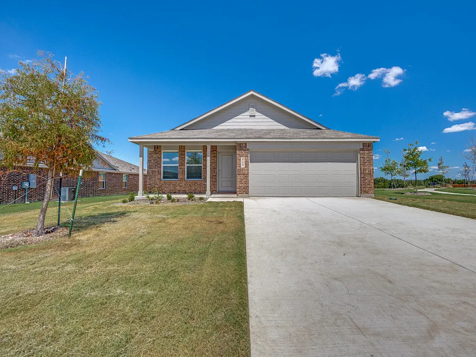 405 McNelly Ln