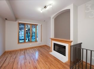 1432 N Bosworth Ave APT 1, Chicago, IL 60642