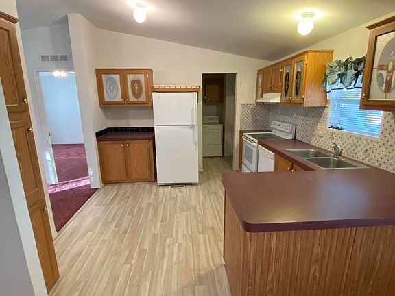 3rd image of 19802 N 32nd St #20