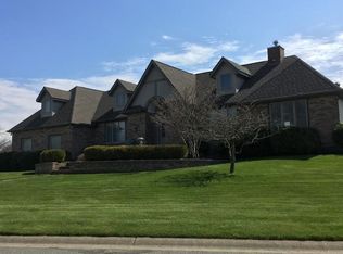 51614 Highland Shores Dr, Granger, IN