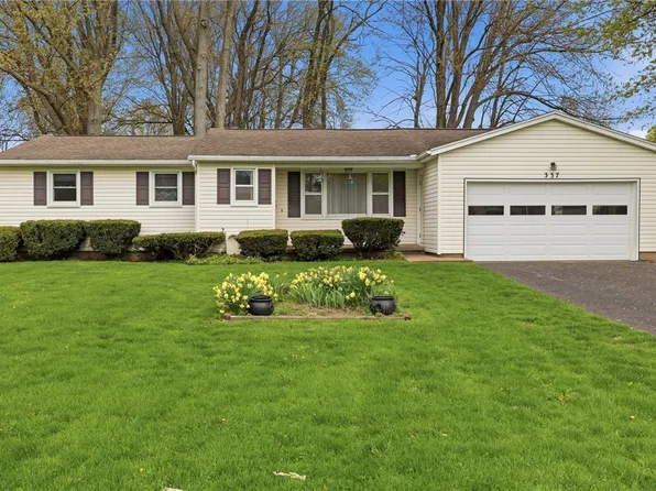 337 Laurelwood Dr, Rochester, NY 14626