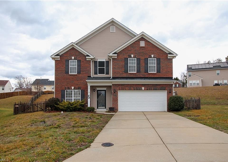 1st image of 5 Gatley Ct