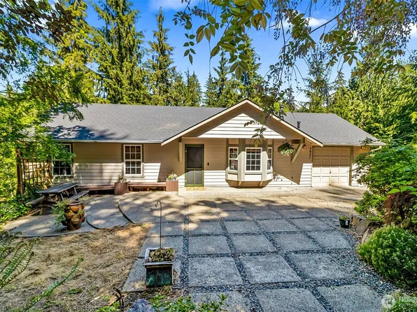 5827 176th Drive SE, Snohomish, WA 98290