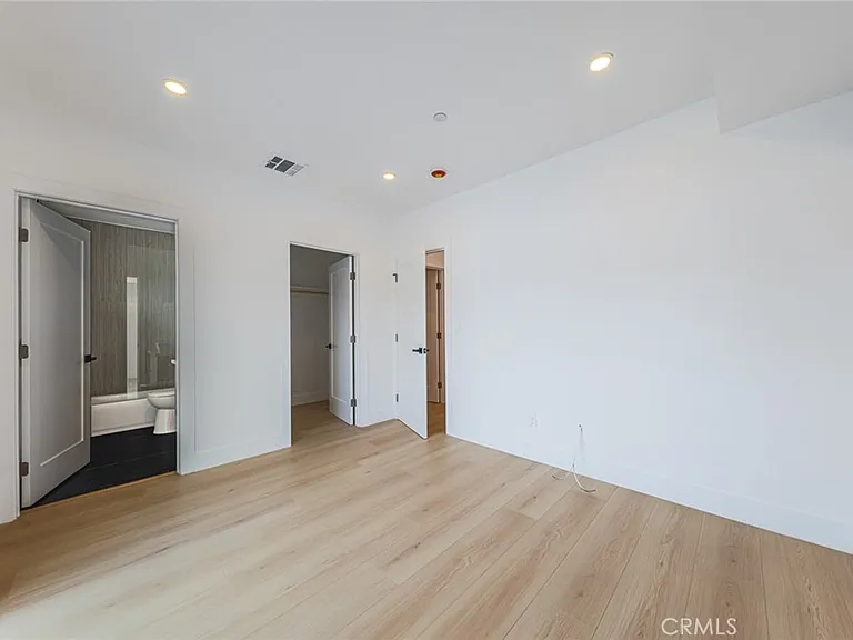1237 N Orange Dr #B — Photo 8