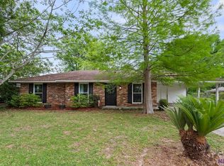 1046 Wylie Dr, Baton Rouge, LA 70808