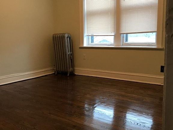 3rd image of 1949 E 73rd Pl APT 2B