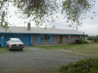 2330 W Wapato Rd, Wapato, WA 98951