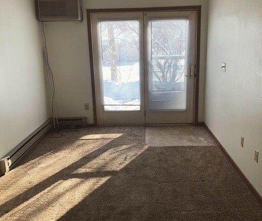 4th image of 204 Oak St APT 132