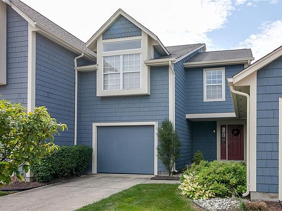 2nd image of 722 Rockhurst Cir