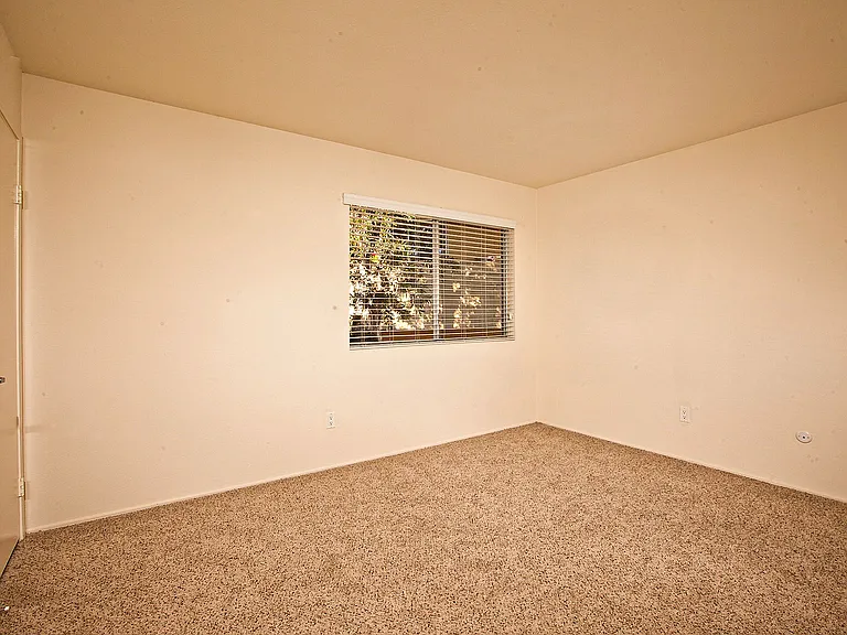 Elan Solana Pointe — Photo 13