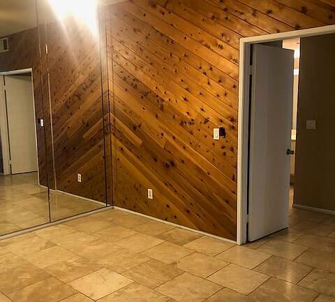 5th image of 2390 Pleasant Way