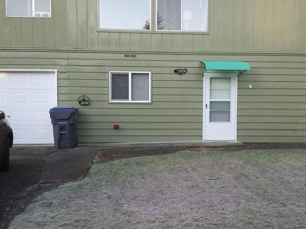 607 N 7th St APT 4, Montesano, WA 98563