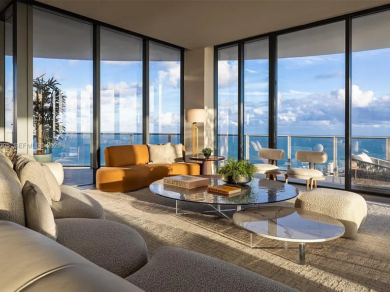 500 Alton #Penthouse 4701 — Photo 10
