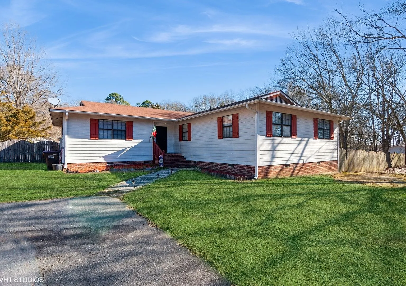 Long or Short term , NO HOA, fully furnished rental in SC! — Photo 1