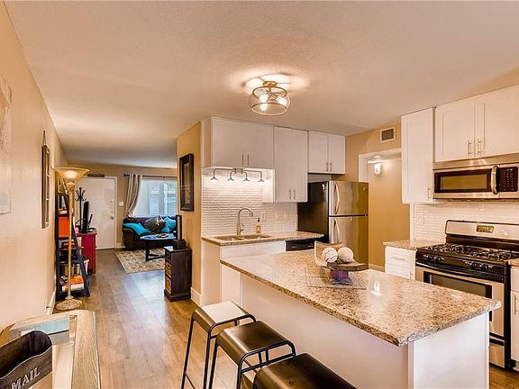 2nd image of 2303 E Side Dr APT 121