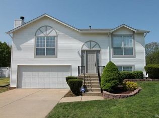 7 Kingsmont Ct, O Fallon, MO 63376