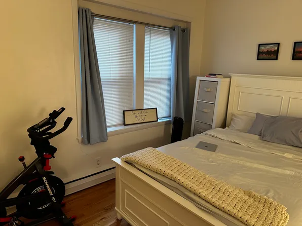 202 Saint Paul St APT 12, Brookline, MA 02446