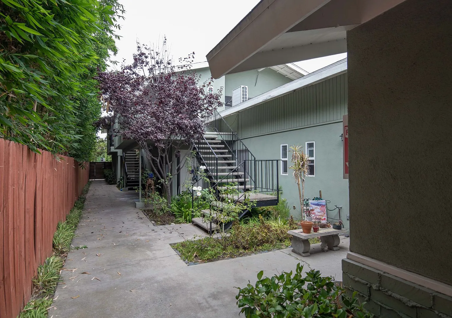 329 Orizaba Ave. — Photo 3