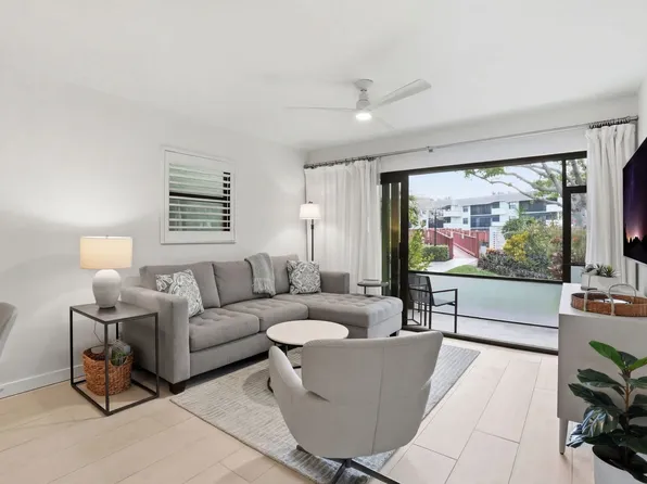 600 Neapolitan Way, Naples, FL