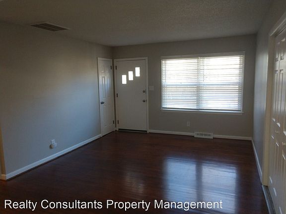 2nd image of 3010 Karlingdale Dr