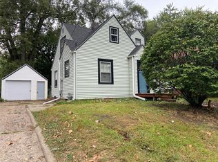 4108 3rd St, Des Moines, IA 50313