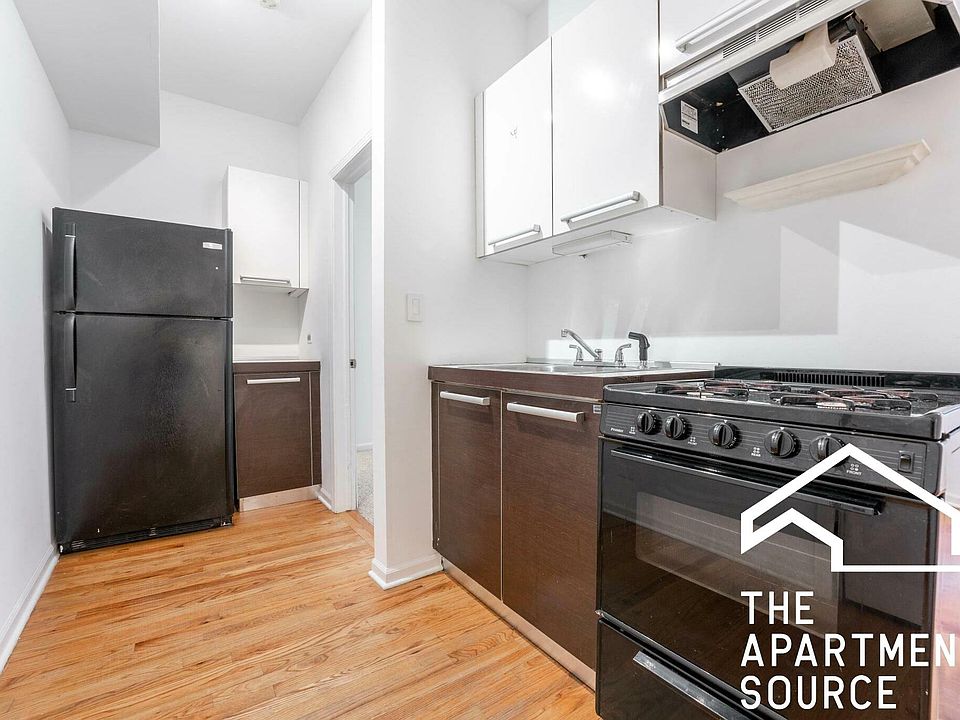 1st image of 5058 N Winthrop Ave #108