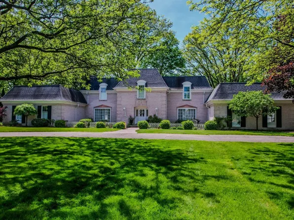 121 Sycamore Dr, Norwalk, OH 44857