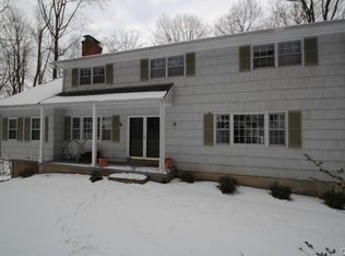 222 Barlow Mountain Rd, Ridgefield, CT 06877