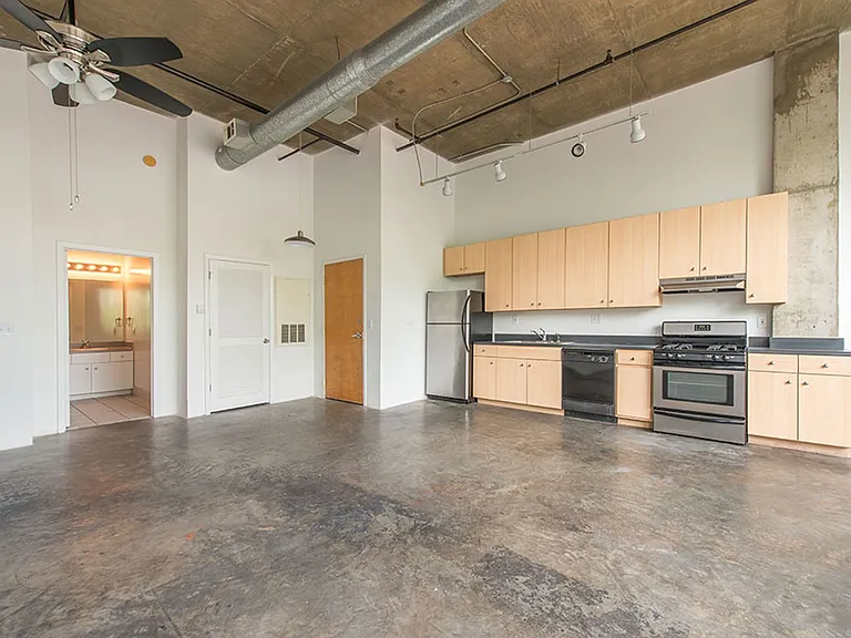 Ice House Lofts — Photo 7