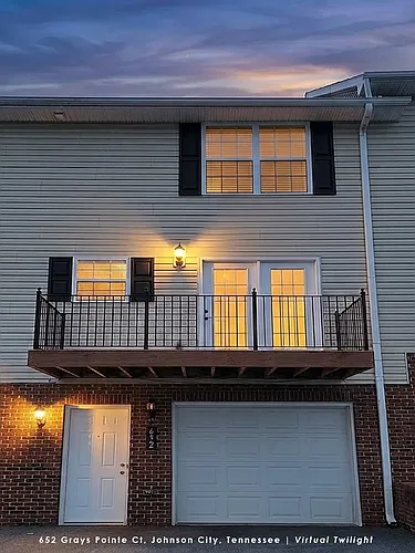 652 Grays Pointe Ct Photo 1