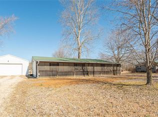 5633 State Highway T, Puxico, MO 63960