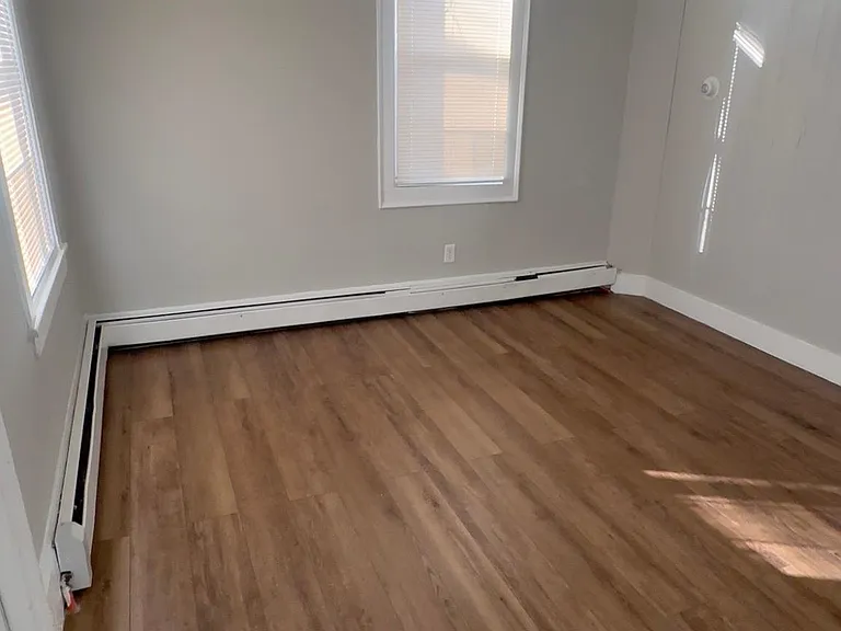 355 Goodrich St #A — Photo 6