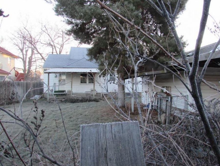 2nd image of 835 SW 3rd St