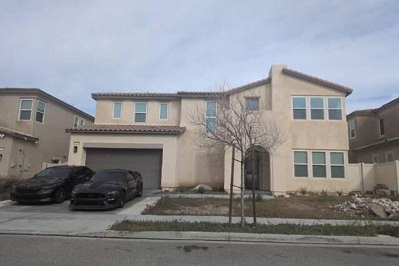 1st image of 17719 Hillside Way