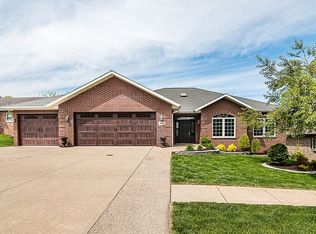 109 Sunrise Ct, Bellevue, IA 52031