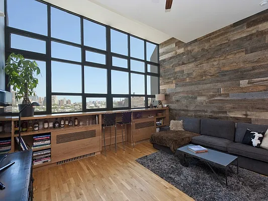Sold by Sotheby's International Realty | media 2