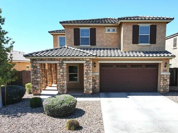 2744 E GILLCREST Road, Gilbert, AZ 85298