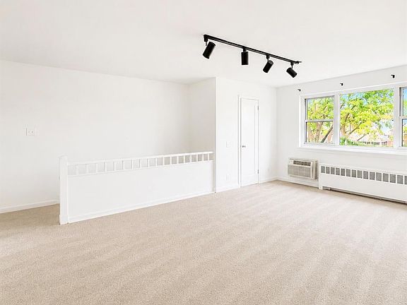 3rd image of 14745 69 Road #B