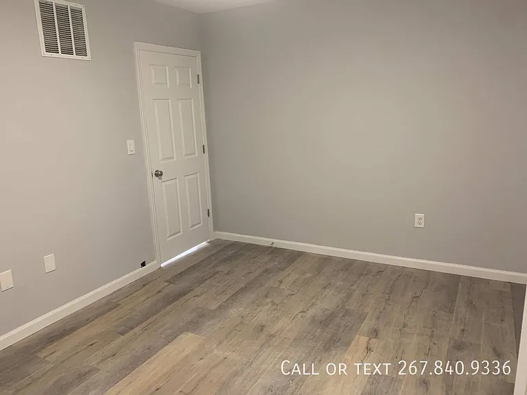 4 Columbia Ave #1DOWN — Photo 22