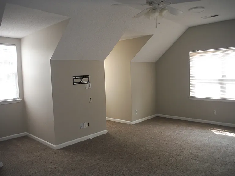 10329 Billingham Dr — Photo 12