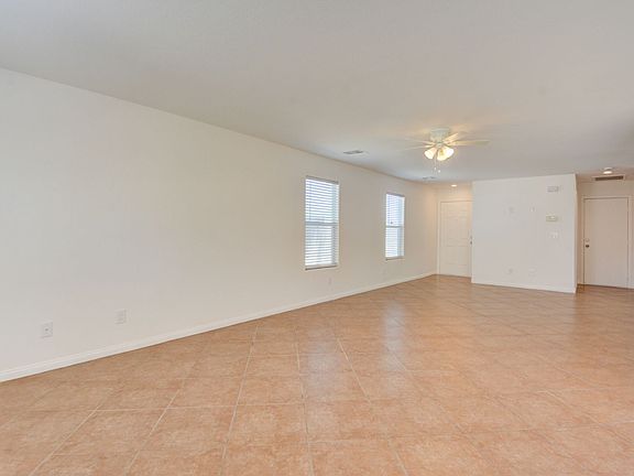 5th image of 9507 Spruce Pine Ct