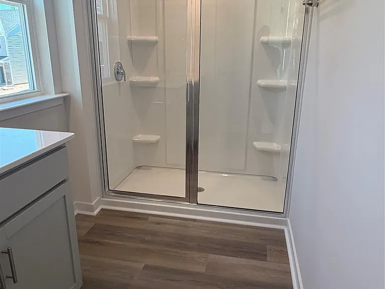 655 13th Avenue Dr NE — Photo 15