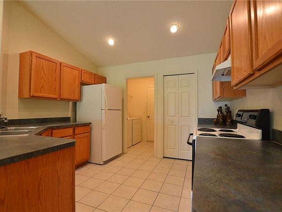 4th image of 11175 Airport Dr #11177