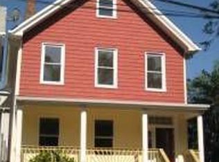 60 Taylor St, Staten Island, NY 10310