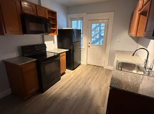 36 Chedell Pl APT 3, Auburn, NY 13021