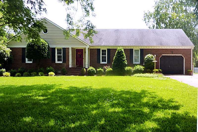 1st image of 3117 Rebecca Dr