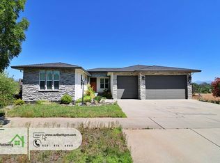 650 Mill Valley Pkwy, Redding, CA 96003