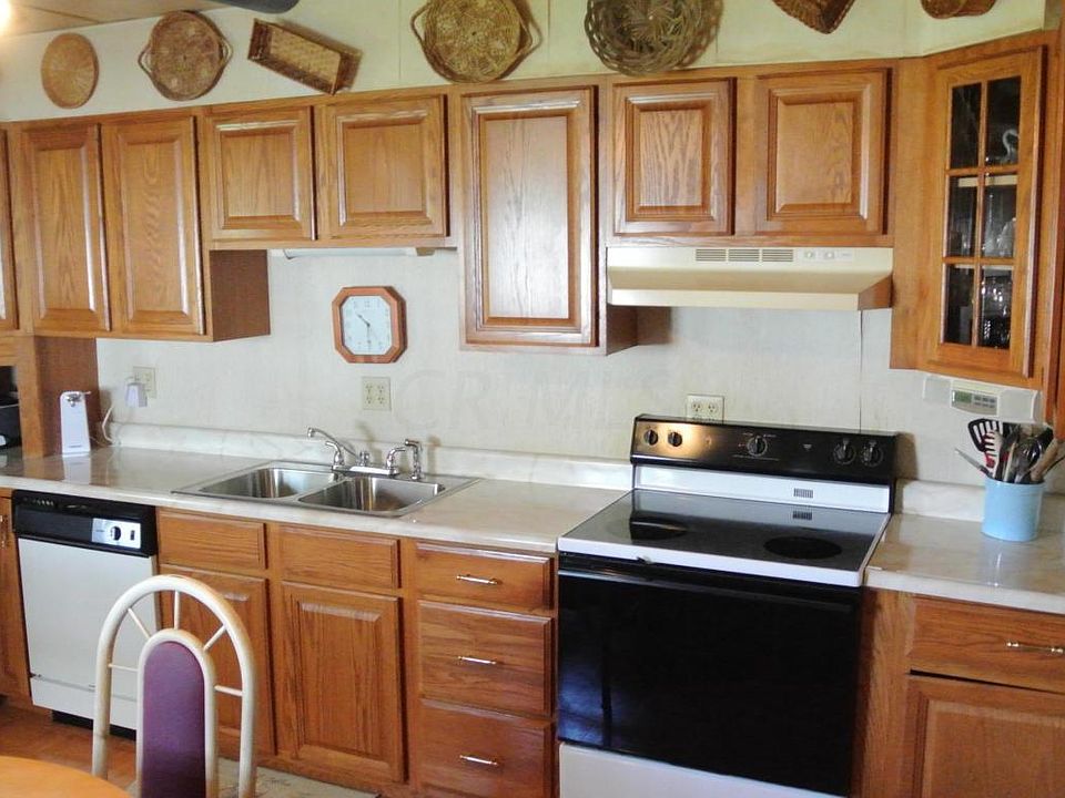 2nd image of 712 E Market St Lot 439